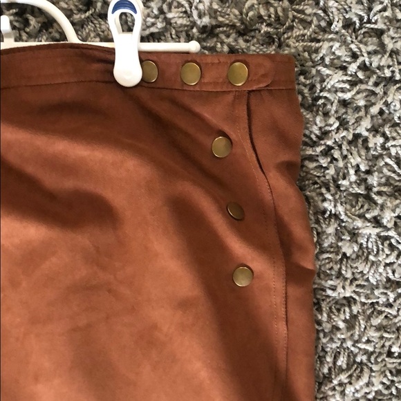 LA Hearts Skirt - Picture 3 of 5